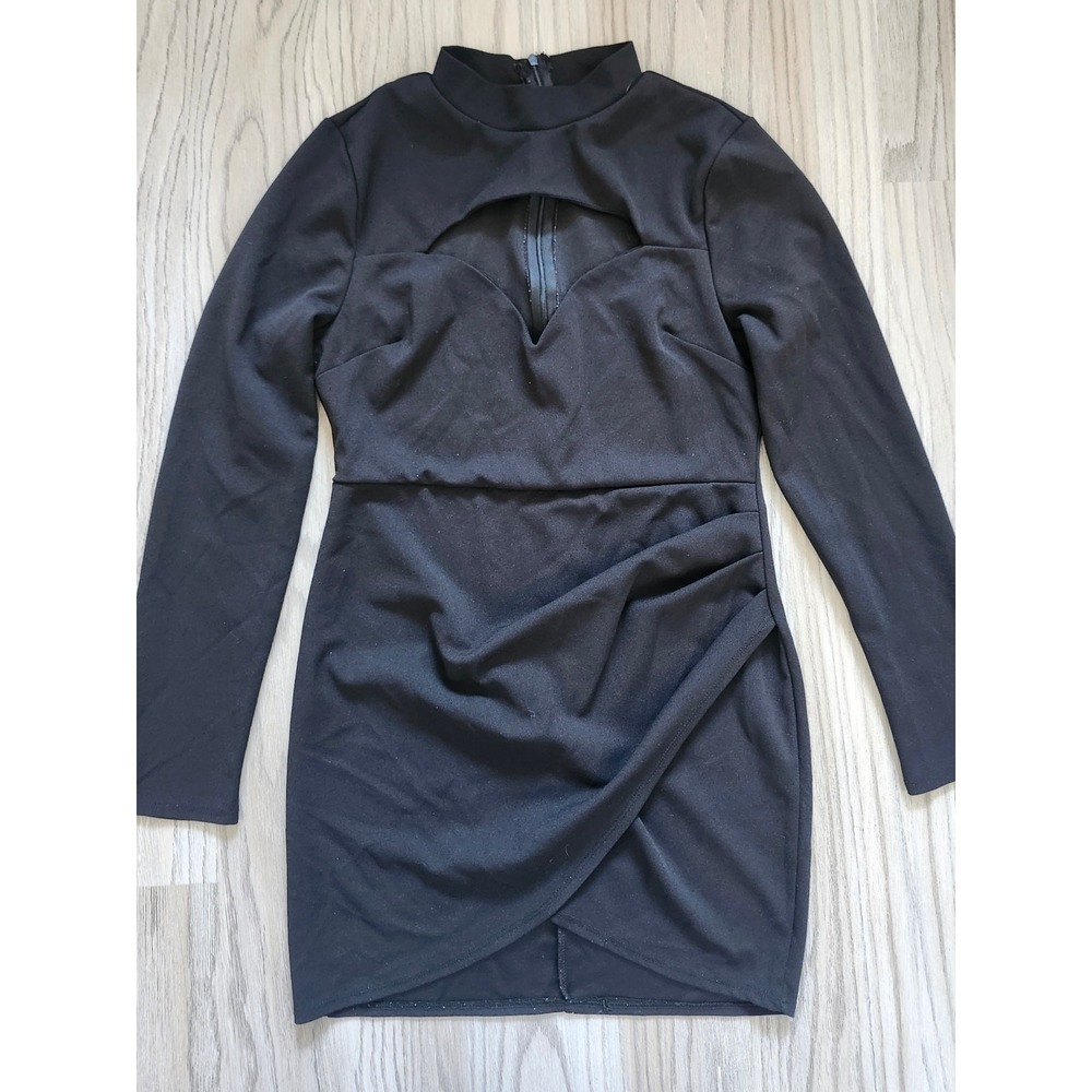 Fashion Nova Long Sleeve Dress with Chest Cut Out Women's Size‎ Small Black